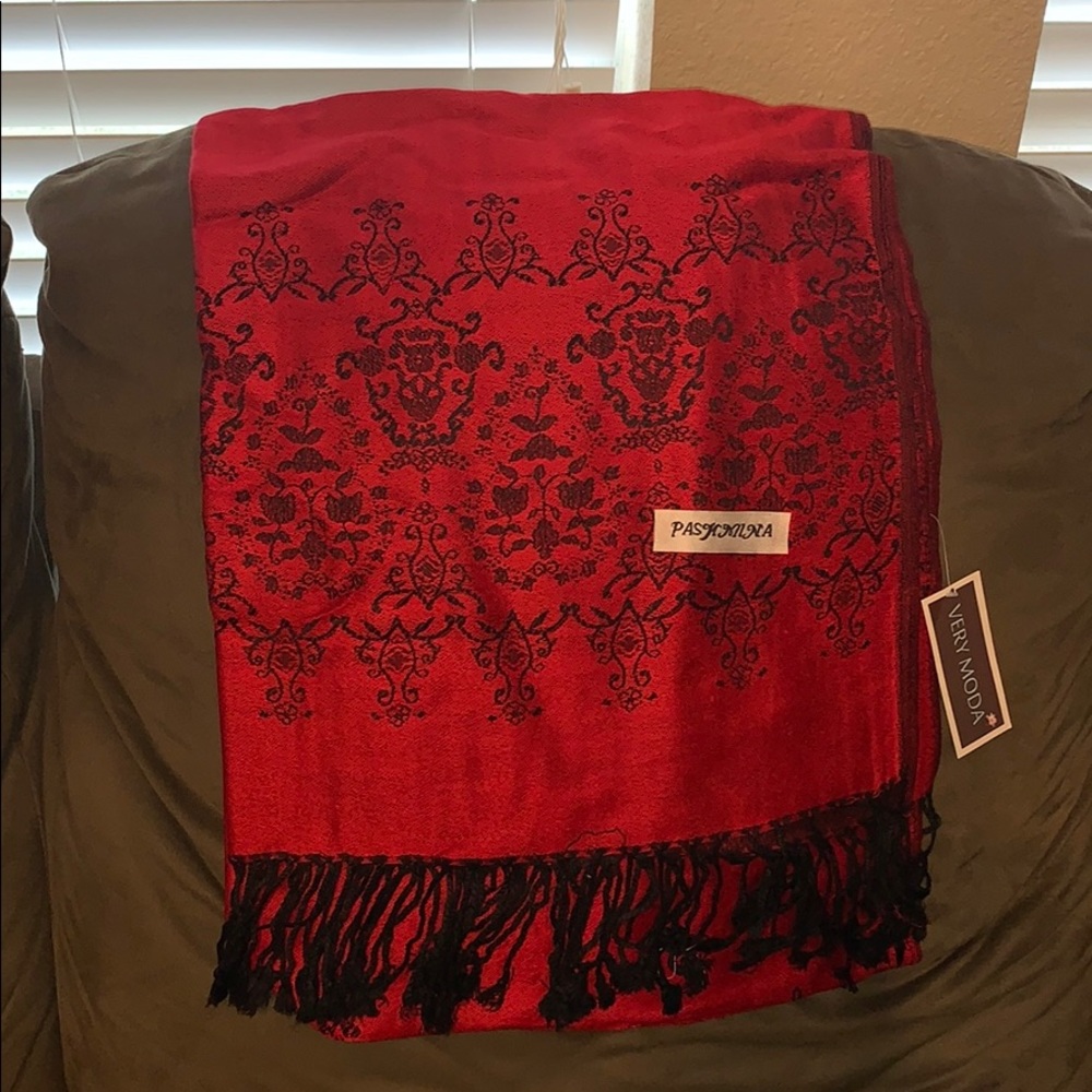 Pashmina scarf red & black NWT